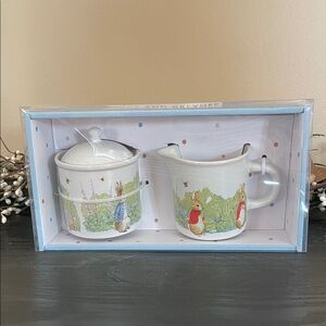 NEW Beatrix Potter The World of Peter Rabbit Creamer and Sugar Set